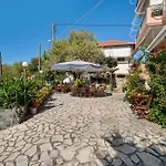 Nontas Homes 32
