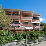 Nontas Homes 32